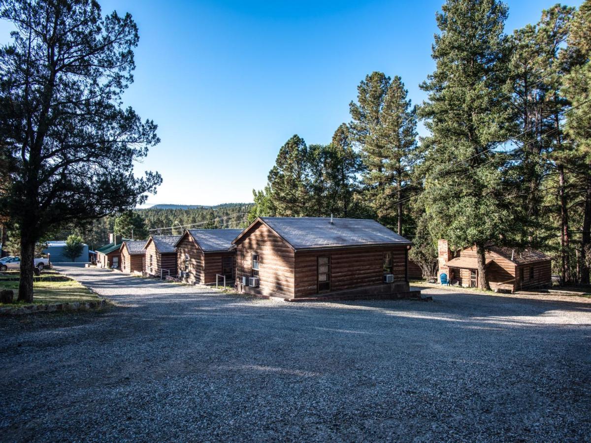 Apache Village Cabinette 11, Queen Bed, Midtown, Sleeps 2 Ruidoso Kültér fotó